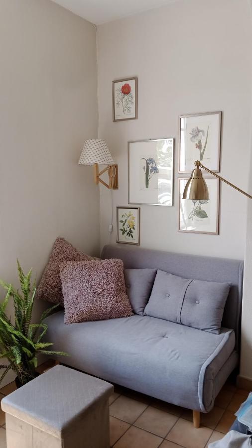 Paris Authentic House Small, Bright And Calm Studio Exterior foto