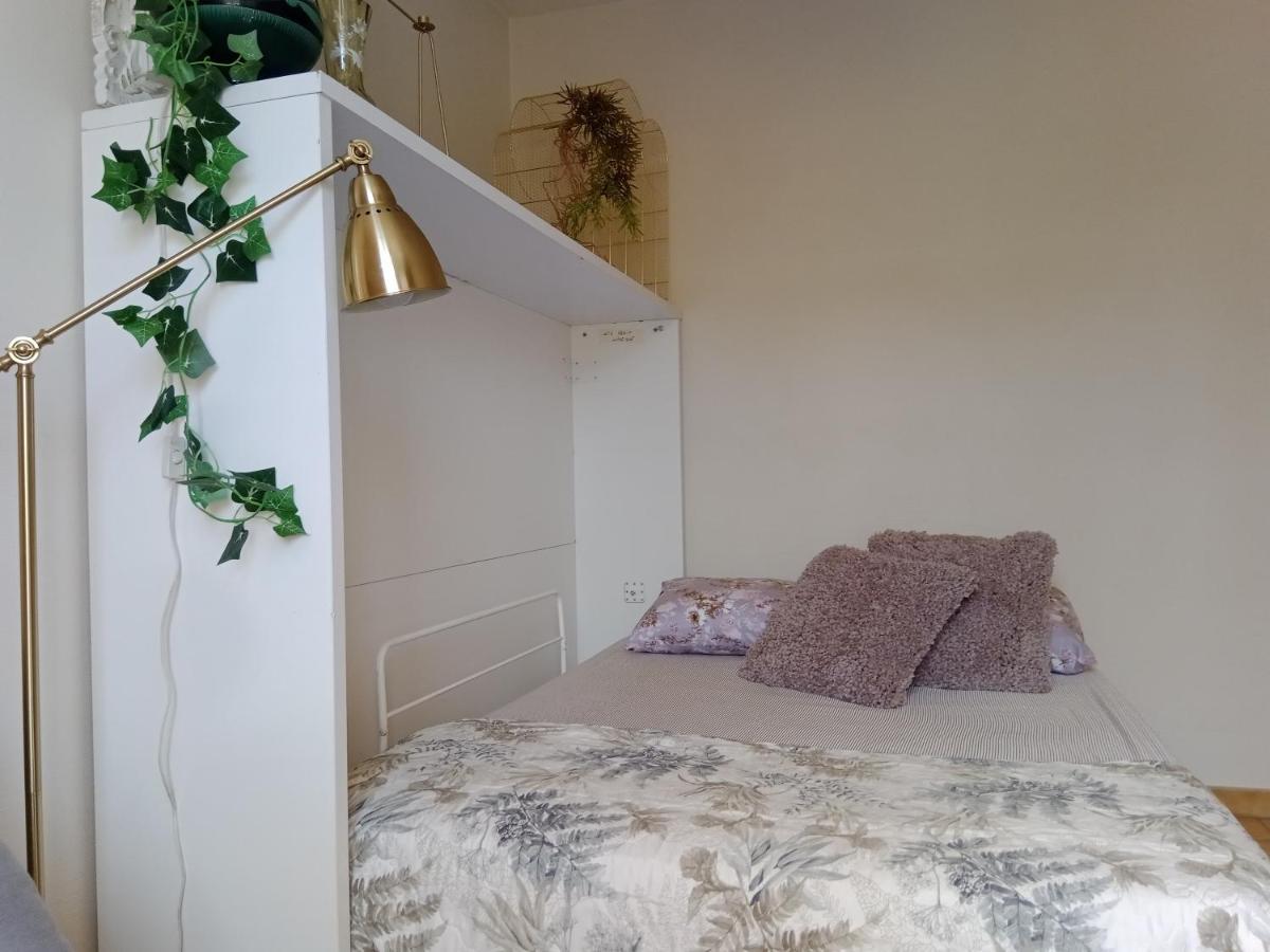 Paris Authentic House Small, Bright And Calm Studio Exterior foto