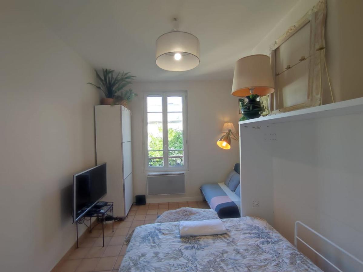 Paris Authentic House Small, Bright And Calm Studio Zimmer foto
