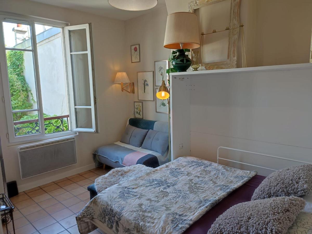 Paris Authentic House Small, Bright And Calm Studio Zimmer foto