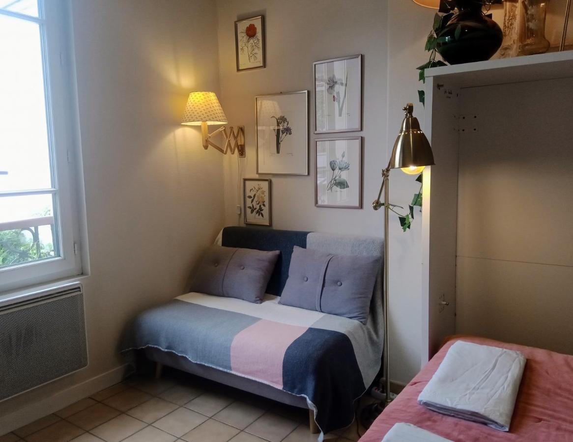 Paris Authentic House Small, Bright And Calm Studio Exterior foto