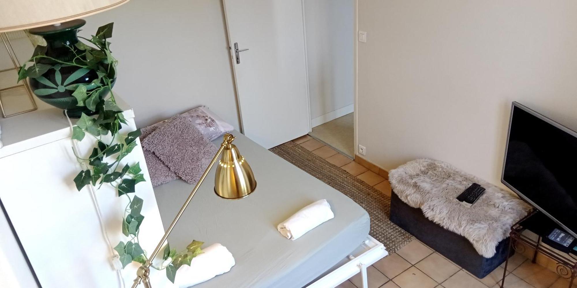 Paris Authentic House Small, Bright And Calm Studio Exterior foto