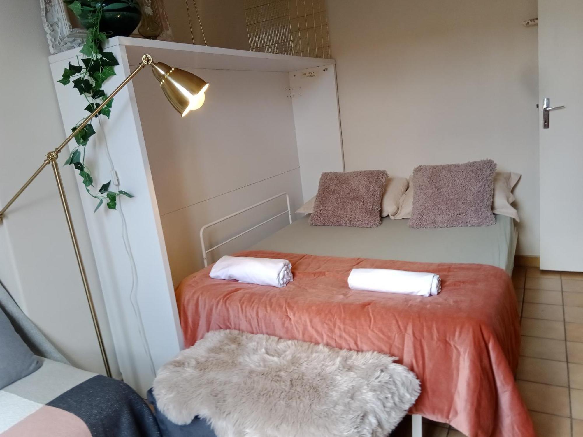 Paris Authentic House Small, Bright And Calm Studio Zimmer foto